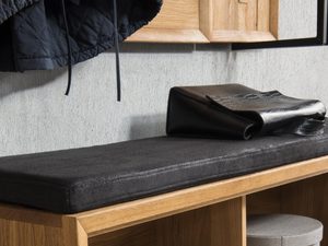 Miniaturka 1 - Niska szafka na buty czarne siedzisko otwarta MASERI