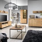 Miniaturbild 8 - Geräumiges Wohnzimmer mit modernen Möbeln in Holzoptik