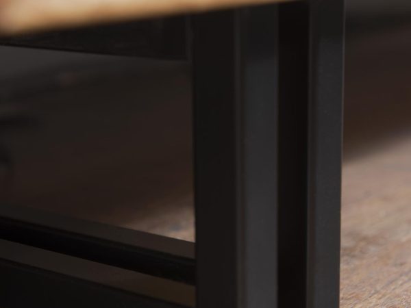 TV-Lowboard in Craft-Eiche auf schwarzen Metallbeinen