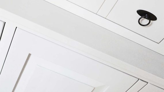 Miniaturka 2 - Kredens do Salonu z Drewna Brzozowego detal FELIX