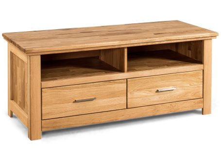 Kredens niski dębowy białe tło