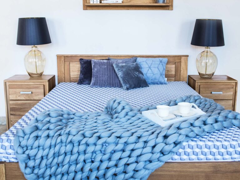 Jak dobrać szafki nocne do łóżka