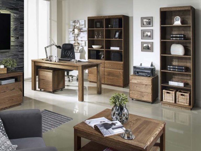 Regał Drewniany Potrzebny W Każdym Domu