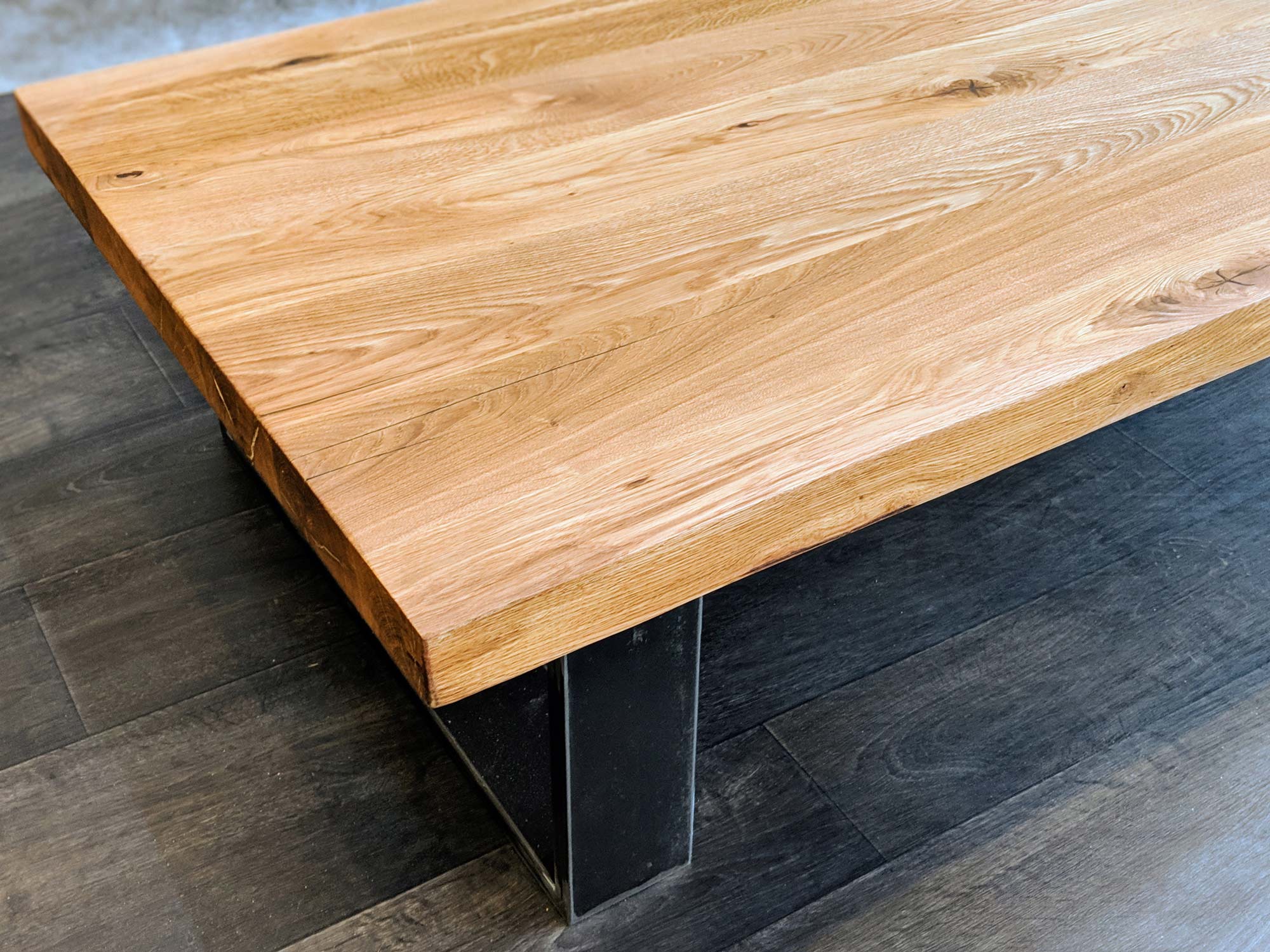 Detal blat Krawędź prosta Drewniany Stolik Kawowy na Metalowych Nogach w stylu Loft ARCOS