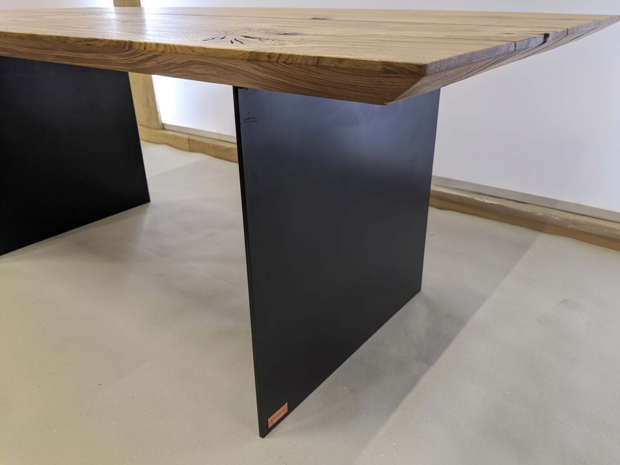 Stół drewniany blat krawędź ścięta