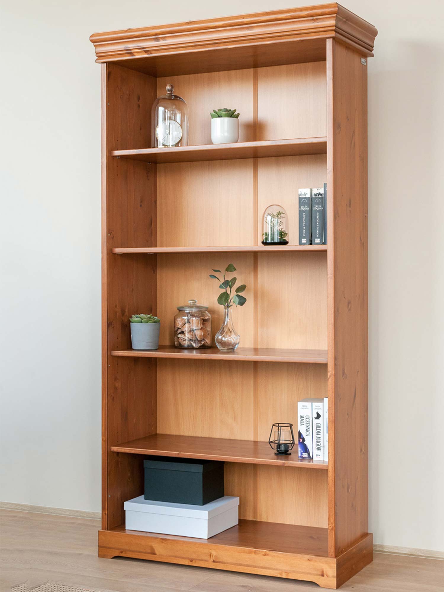 Biały regał biblioteczka sosna aranż ANADI