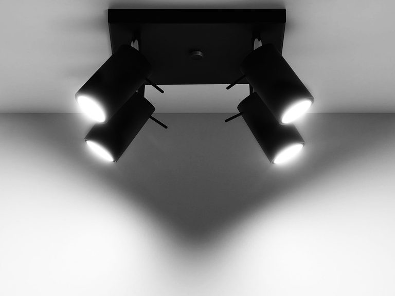 Plafony sufitowe w kolorze czarnym