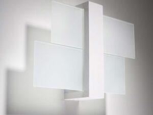 Miniatura 8 - Bílý nástěnné svítidlo ze szklanymi panelami LED na stěně