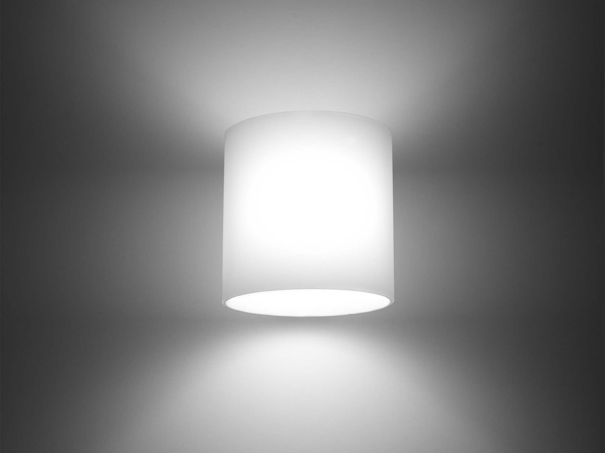 Nowoczesny kinkiet LED z efektem świetlnym na ścianie Nowoczesny kinkiet LED z efektem świetlnym na ścianie