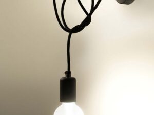 Miniatura 2 - Industriální oprawa kinkietowa s černým przewodem a žárovkou