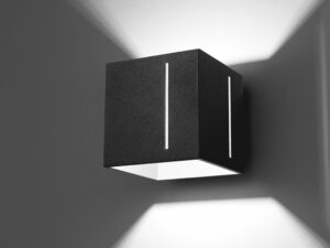 Miniaturka 14 - Czarna lampa LED natynkowa w formie kostki z dekoracyjnym światłem