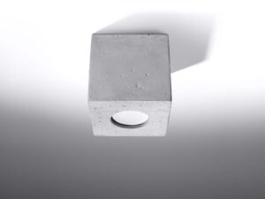 Miniaturka 1 - Betonowa oprawa natynkowa – prosta forma i surowy wygląd
