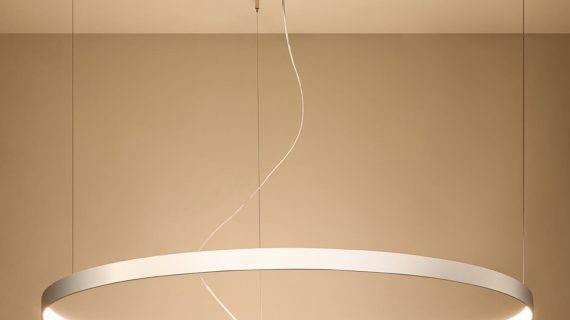 Miniaturka 11 - Minimalistyczna lampa w białym odcieniu