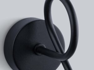 Miniaturka 3 - Czarny kinkiet z dekoracyjnym uchwytem – styl industrialny