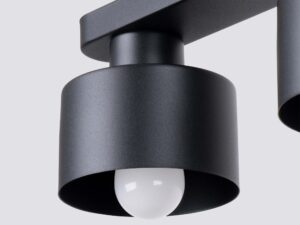 Miniatura 3 - Detail na detail zawiesia moderní lampy v matowej czerni