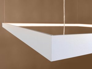 Miniaturka 4 - Zbliżenie na białą ramę lampy LED