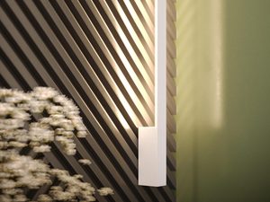 Miniaturka 7 - Biała lampa LED w industrialnym stylu przy lamelach