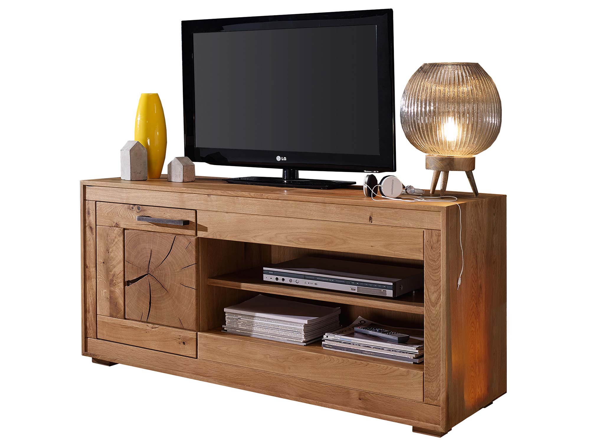 Drewniana szafka RTV z jedną szufladą i dekoracyjną rzeźbą