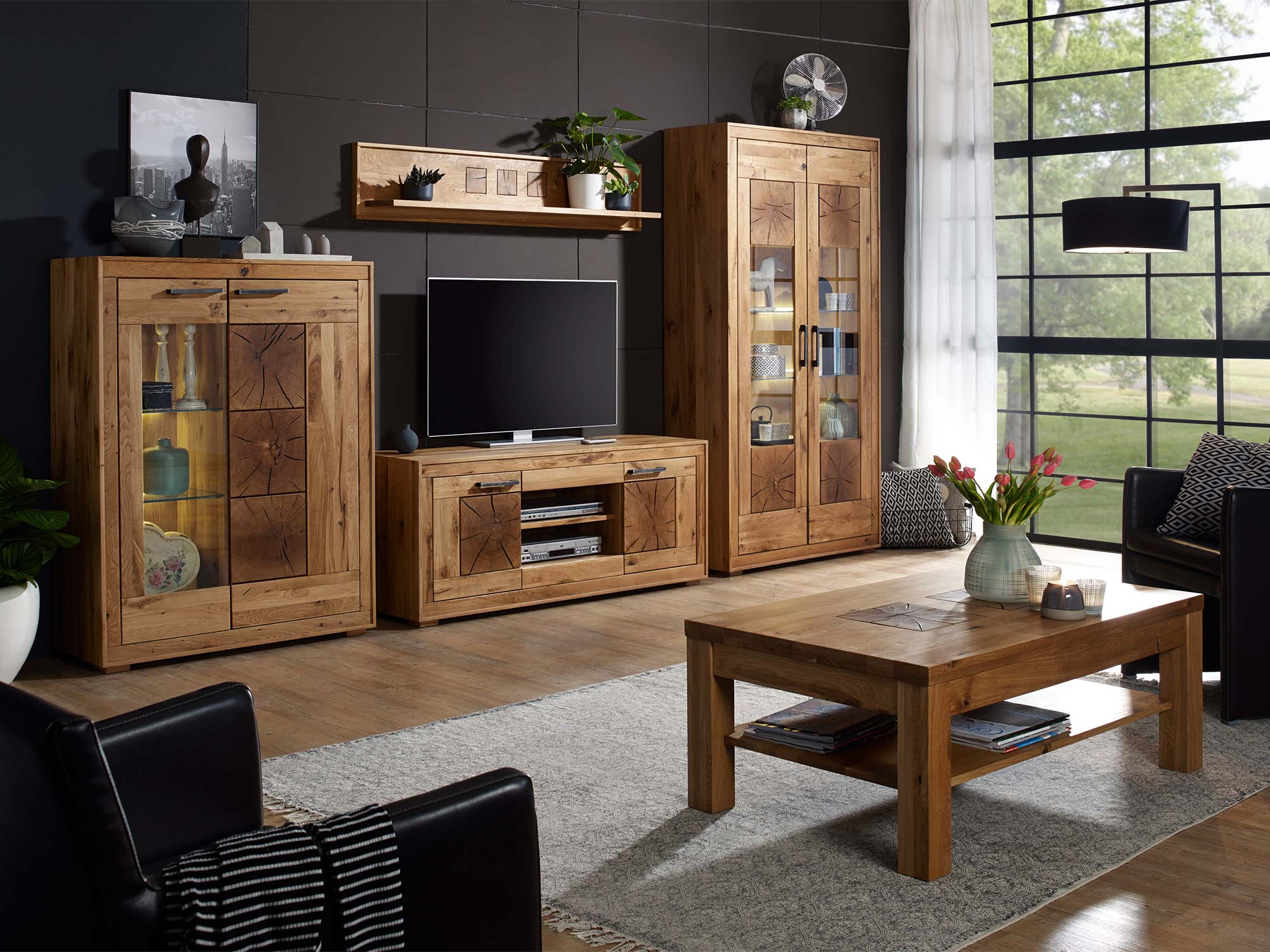 Szafka RTV z dwoma szufladami i otwartą półką – drewno dębowe