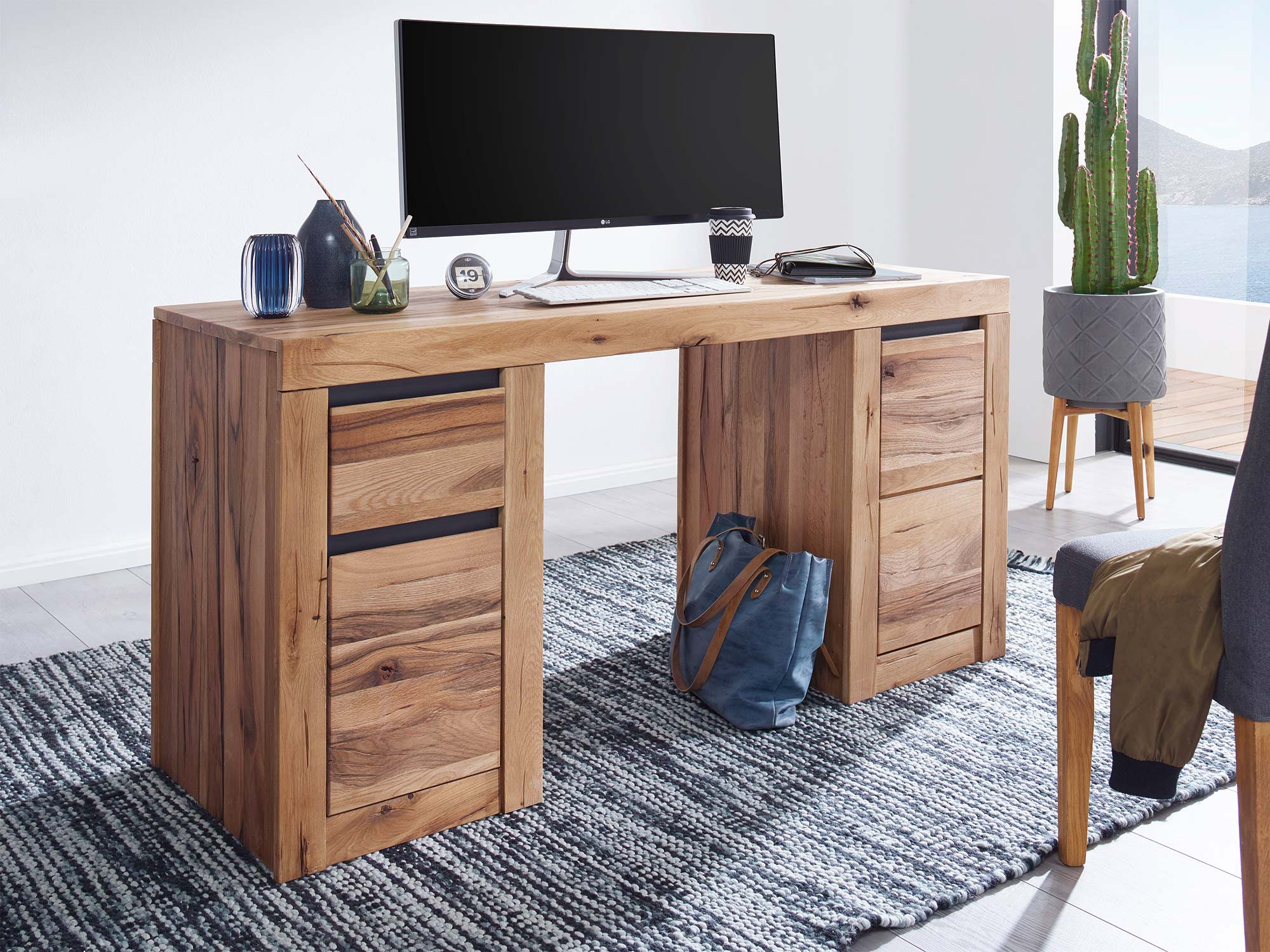 Nowoczesne biurko z litego drewna w stylu industrialnym do biura Nowoczesne biurko z litego drewna w stylu industrialnym do biura