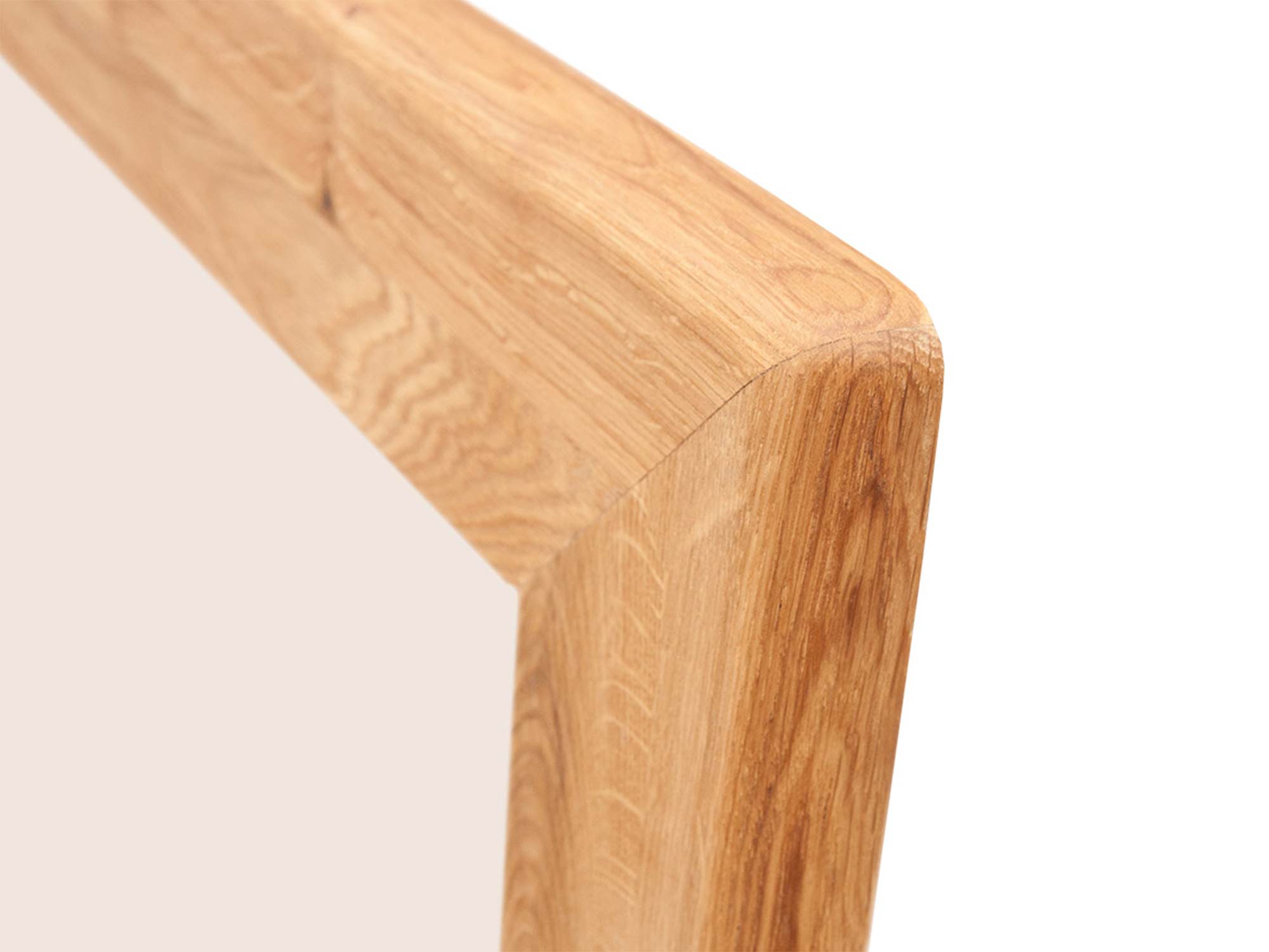 Lustro w prostokątnej ramie z drewna dębowego