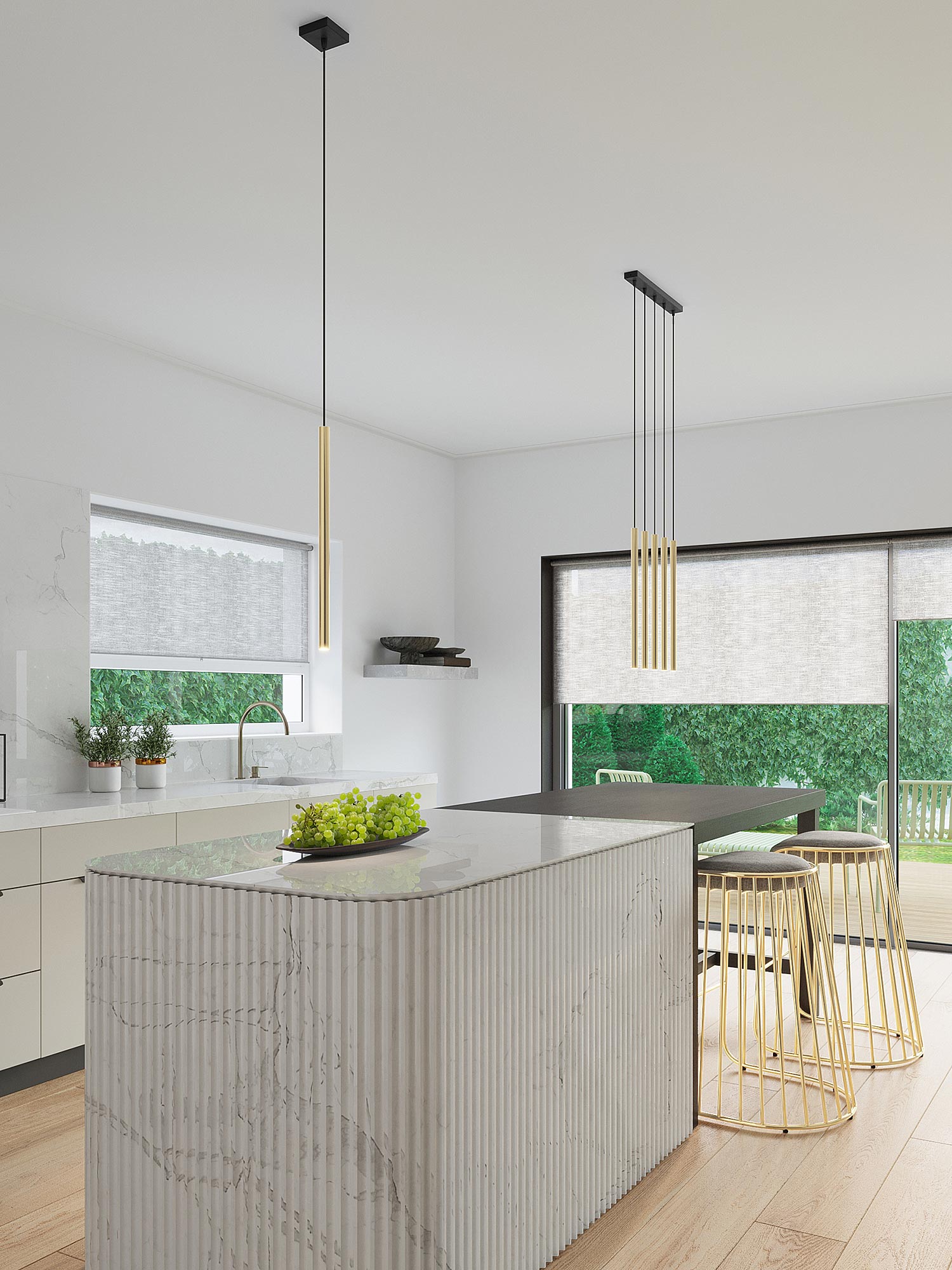 Kuchnia z białymi ścianami i złotymi lampami tubowymi Kuchnia z białymi ścianami i złotymi lampami tubowymi