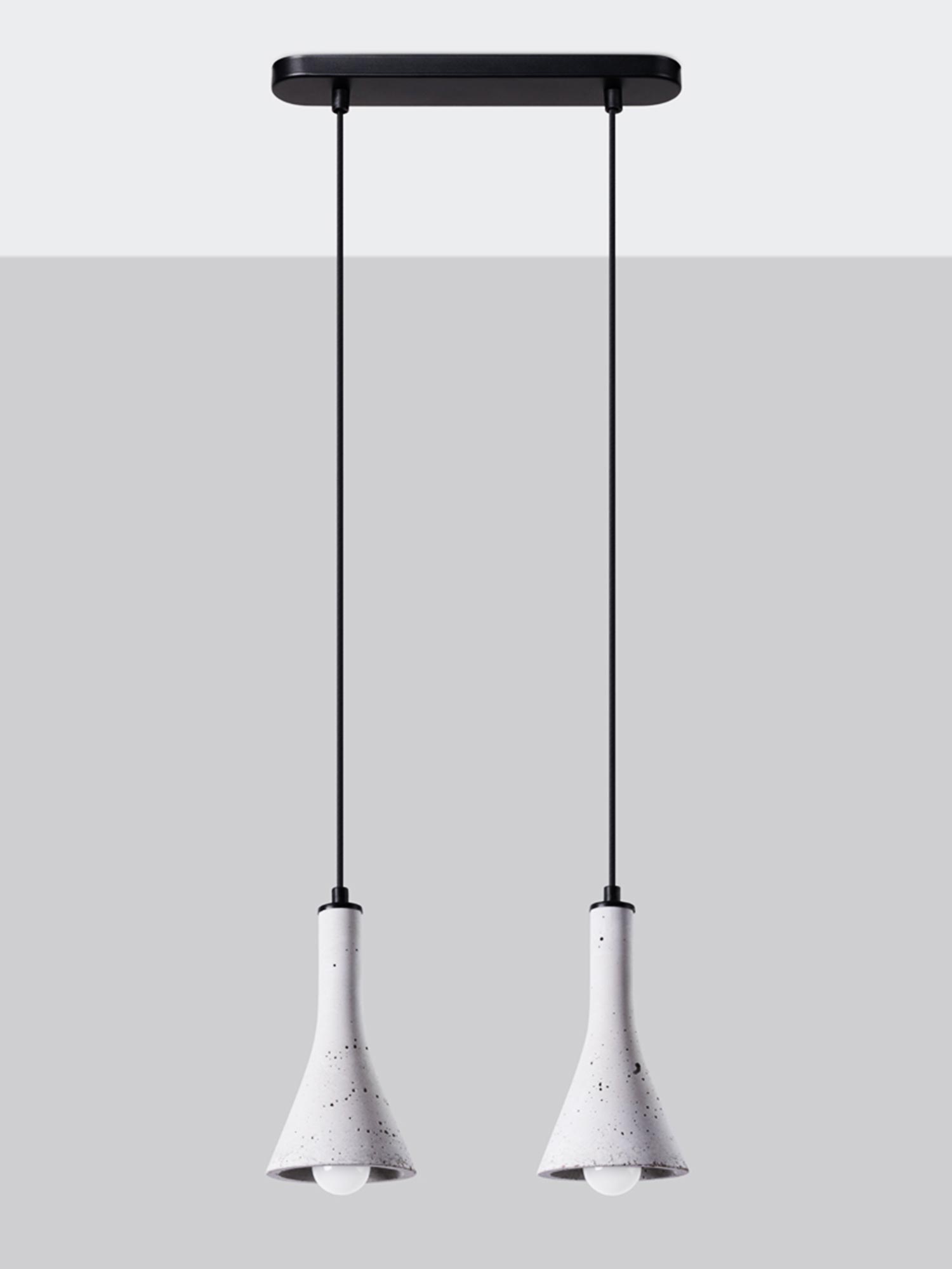 Lampa wisząca z dwoma kloszami z betonu, styl loftowy Lampa wisząca z dwoma kloszami z betonu, styl loftowy