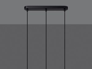 Miniaturka 3 - Surowe betonowe klosze wiszące w ciemnym wnętrzu, styl minimalistyczny