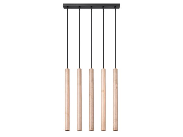 Designerska lampa z drewnianymi cylindrami i czarną podsufitką