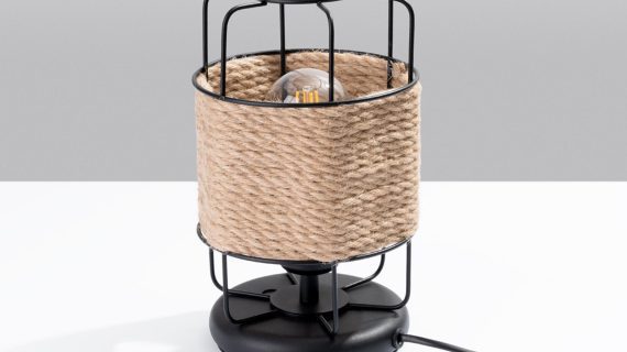 Miniaturka 1 - Lampa stołowa z plecionym kloszem i czarną podstawą