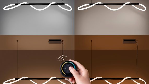 Miniaturka 3 - Zbliżenie na dotykowe sterowanie lampy LED zamontowanej na suficie