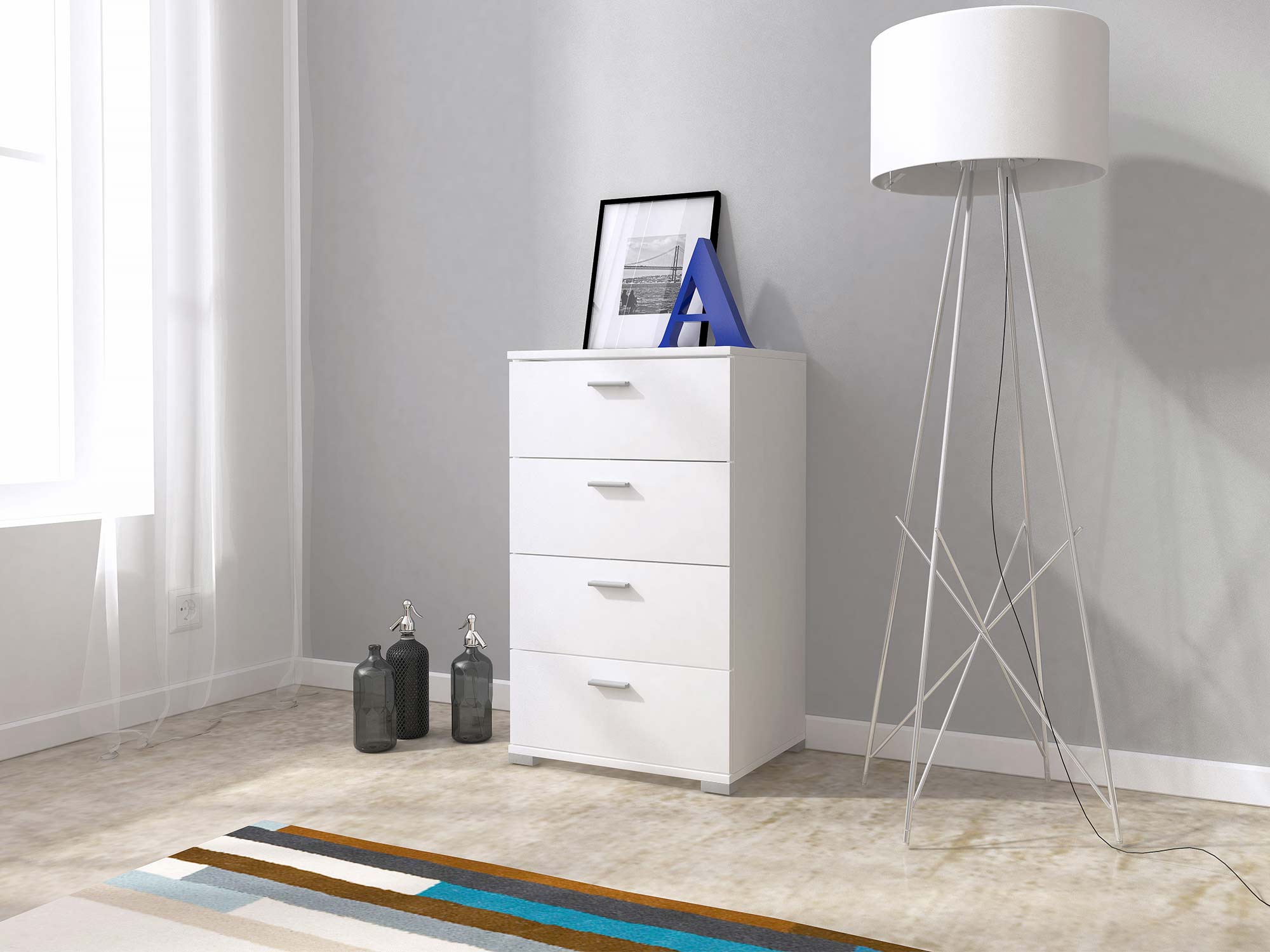 Biała komoda z czteroma szufladami, styl skandynawski Biała komoda z czteroma szufladami, styl skandynawski