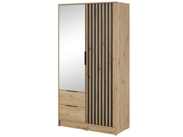 Skříň z lustrzanymi dveřmi a dřevěnými panelami, loftový styl