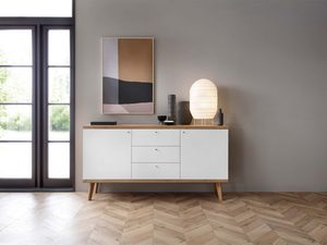 Miniatura 2 - Komoda RTV s bílými čely a dřevěným korpusem, styl minimalistický