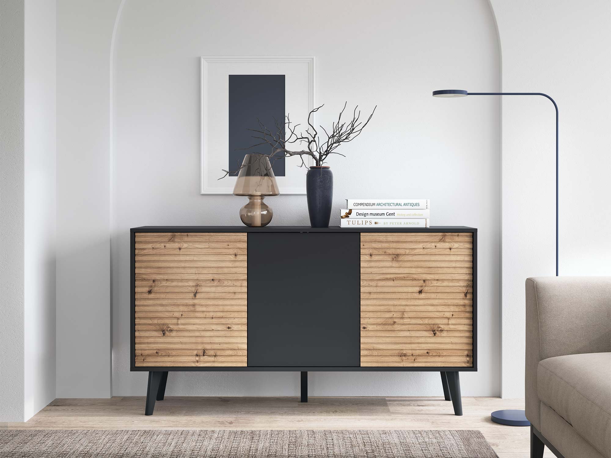 Nowoczesna komoda z drewnianymi frontami i czarnymi szufladami Nowoczesna komoda z drewnianymi frontami i czarnymi szufladami