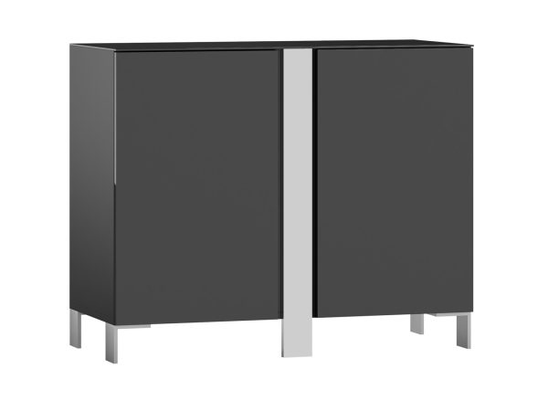 Komoda v grafitovým povrchové úpravě z chromovanými nohami a minimalistycznymi čely do moderního interiéru