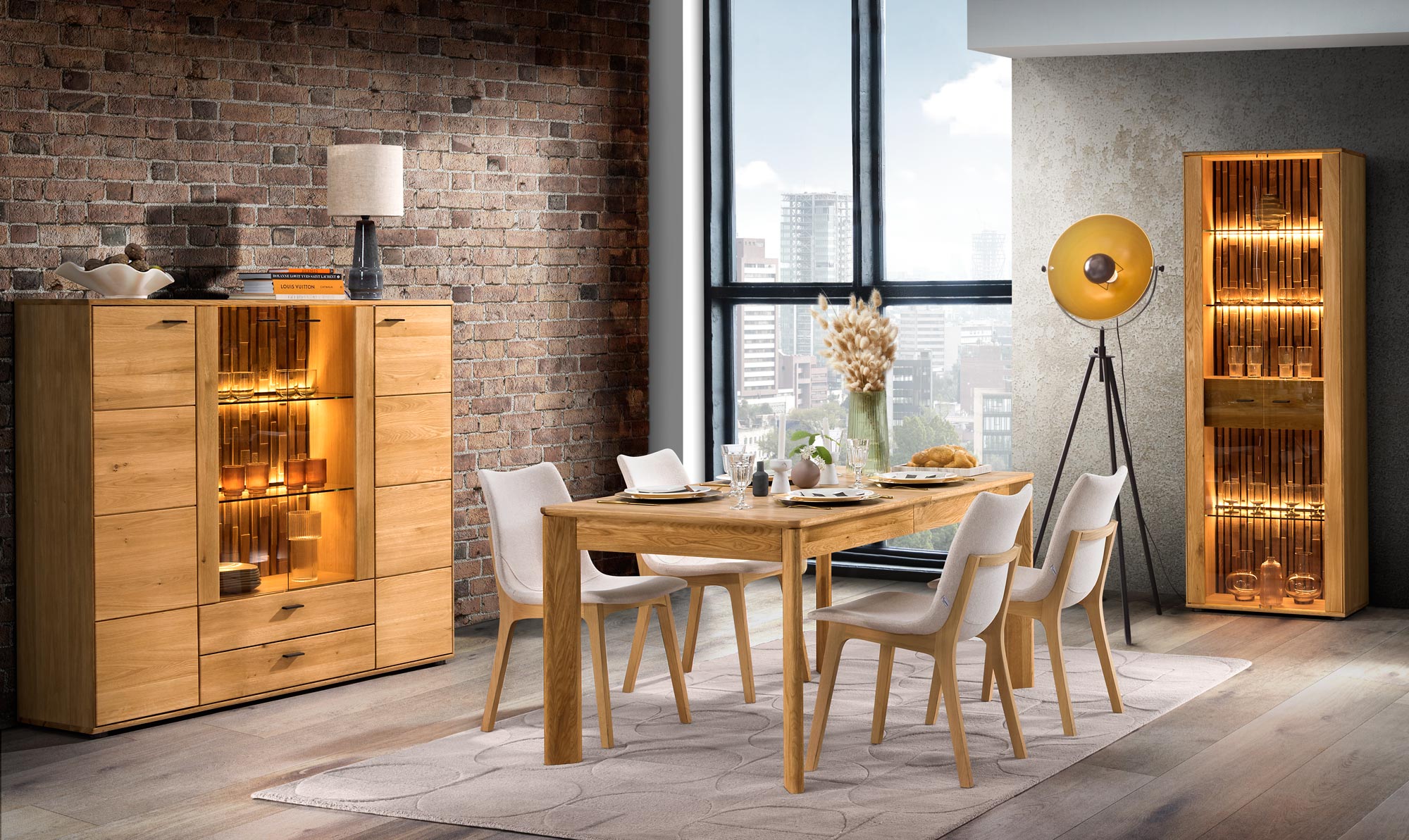 Salon w stylu industrialnym z drewnianymi meblami i podświetleniem LED, aranżacja wnętrza