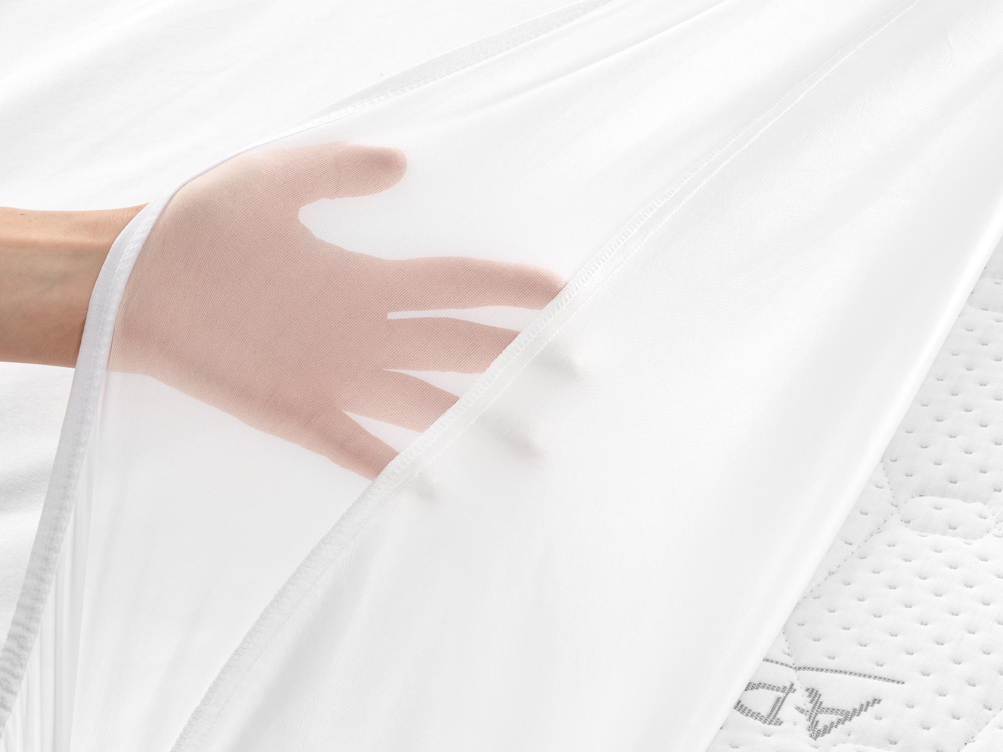 Miękka nakładka ochronna na materac z elastycznym materiałem kolor biały