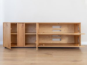 Miniaturka 4 - Wnętrze szafki RTV z półkami do przechowywania