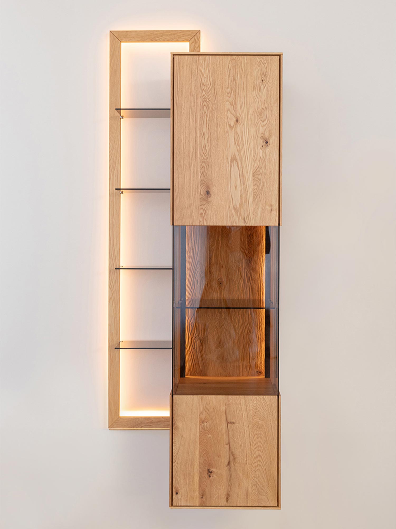 Nowoczesna witryna do salonu z oświetleniem LED