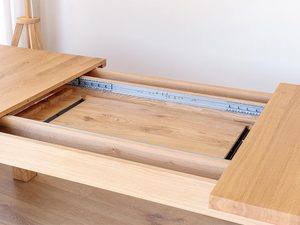 Miniaturka 3 - Mechanizm prowadnic w stole dębowym, solidna konstrukcja