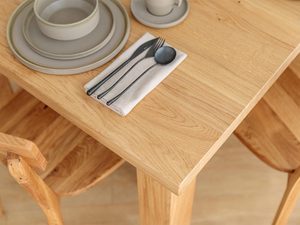 Miniaturka 5 - Drewniany stół dębowy z prostokątnym blatem, nowoczesny design