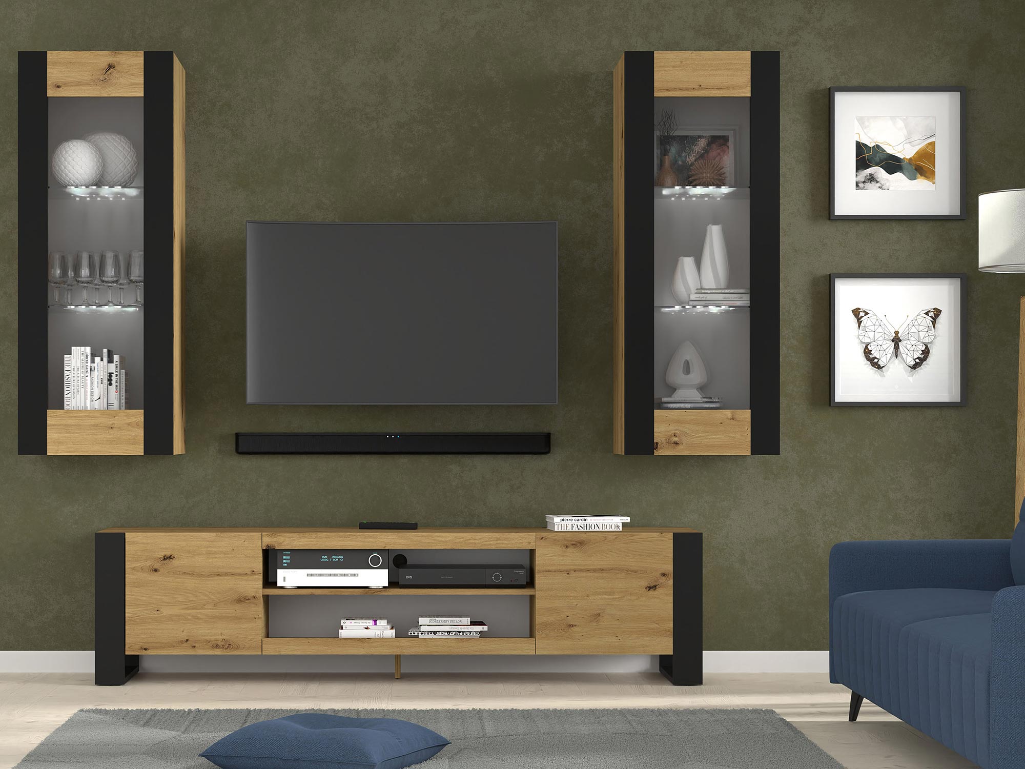 Nowoczesna witryna z dębowym korpusem i szklanymi półkami do salonu Nowoczesna witryna z dębowym korpusem i szklanymi półkami do salonu