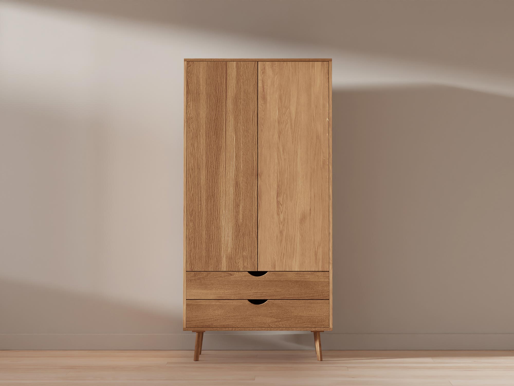 Wysoka szafa dębowa, solidna konstrukcja, naturalne drewno