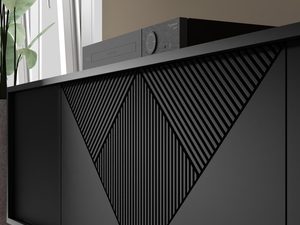 Miniatura 12 - Komoda s černými čely, zlatými nohami a geometrycznym wzorem ve stylu art deco do luxusnígo interiéru