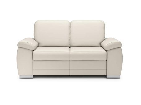 Sofa dwuosobowa z jasnej skóry ekologicznej, elegancki design