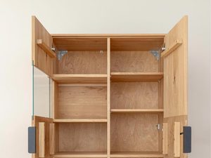 Miniaturka 5 - Nowoczesna witryna z drewna dębowego z wyrazistymi słojami