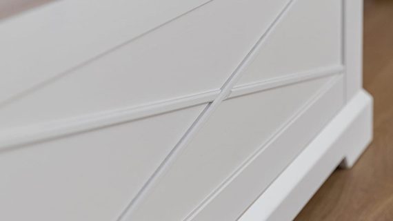 Miniaturka 2 - Nowoczesny cokół do szafki na buty z litego drewna sosnowego