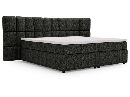 Ciemnozielone łóżko z grubym pikowaniem w stylu premium