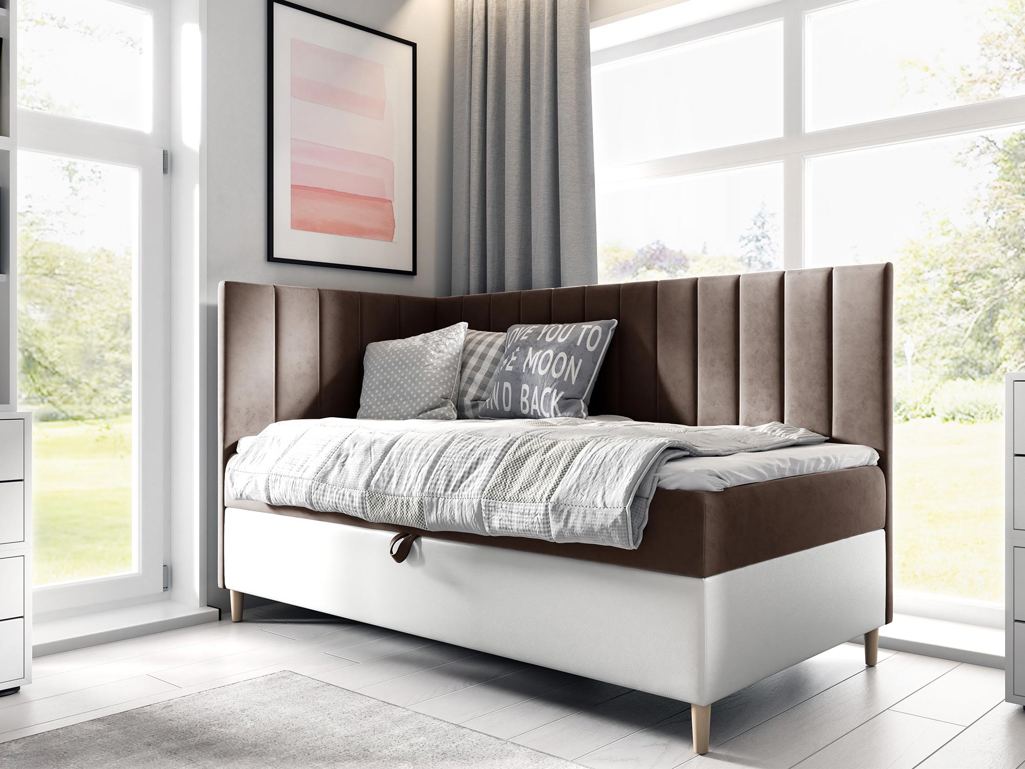 Brązowo-białe łóżko z wysokim zagłówkiem i przeszyciami. Brązowo-białe łóżko z wysokim zagłówkiem i przeszyciami.